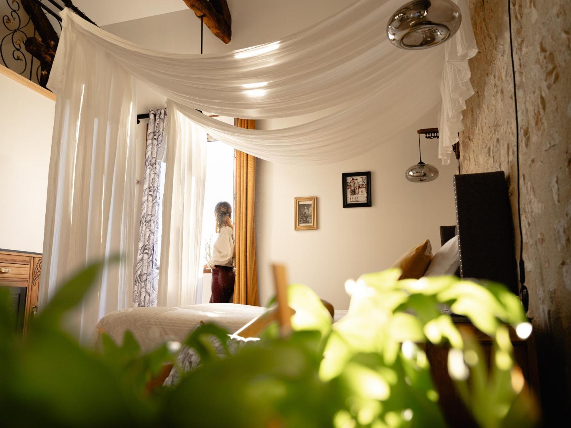 Ets Capmasil - Chambre 1920 Virac Exterior photo